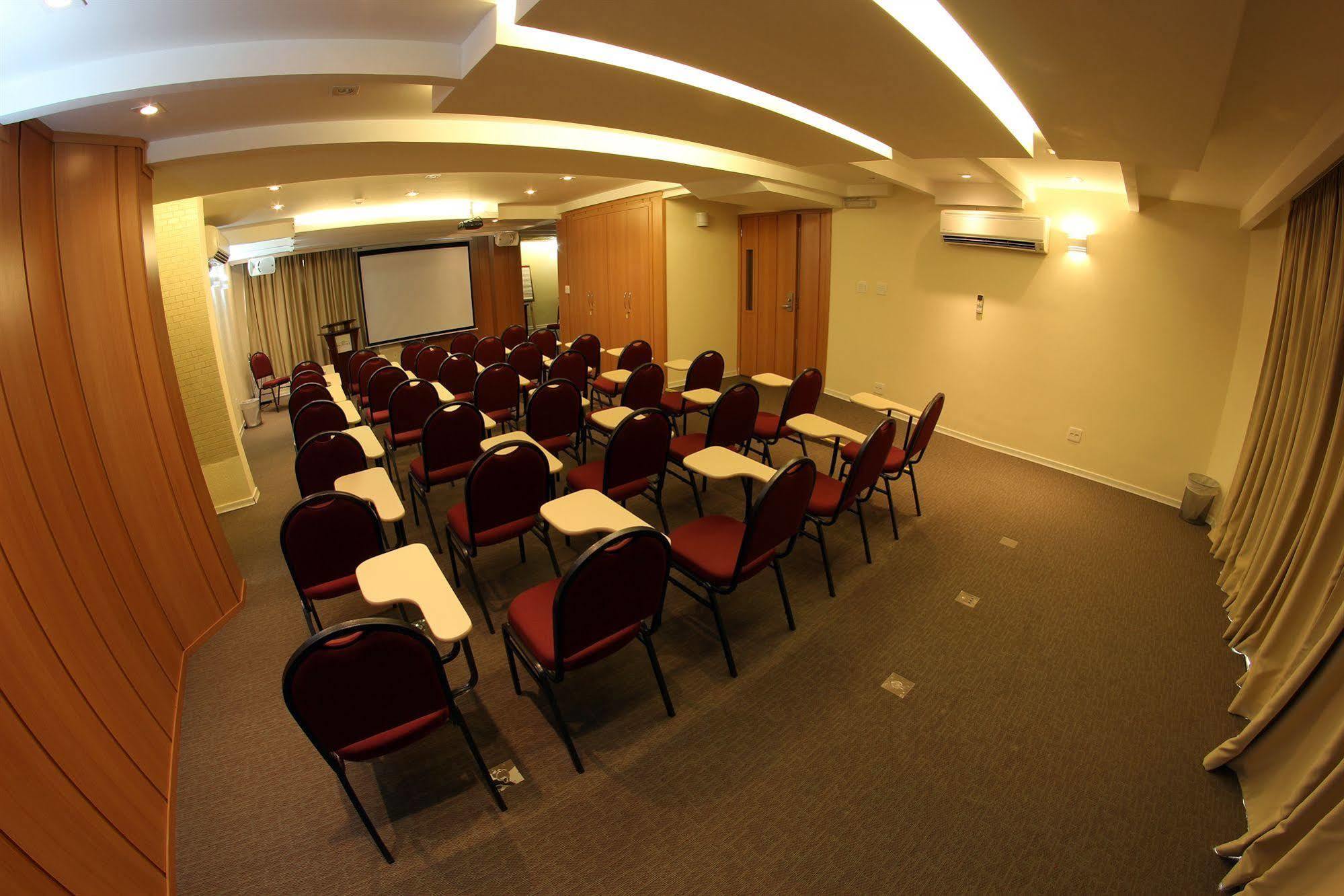 Hotel Ema Palace São José dos Campos エクステリア 写真
